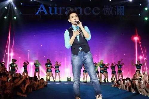 看明星网红演唱现场视频,明星网红演唱会精彩瞬间回顾